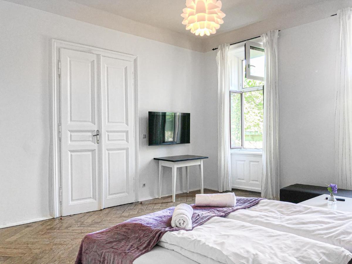 Commodious 2Br Apt. Near Akh-Perfect For Groups Wien Exterior foto