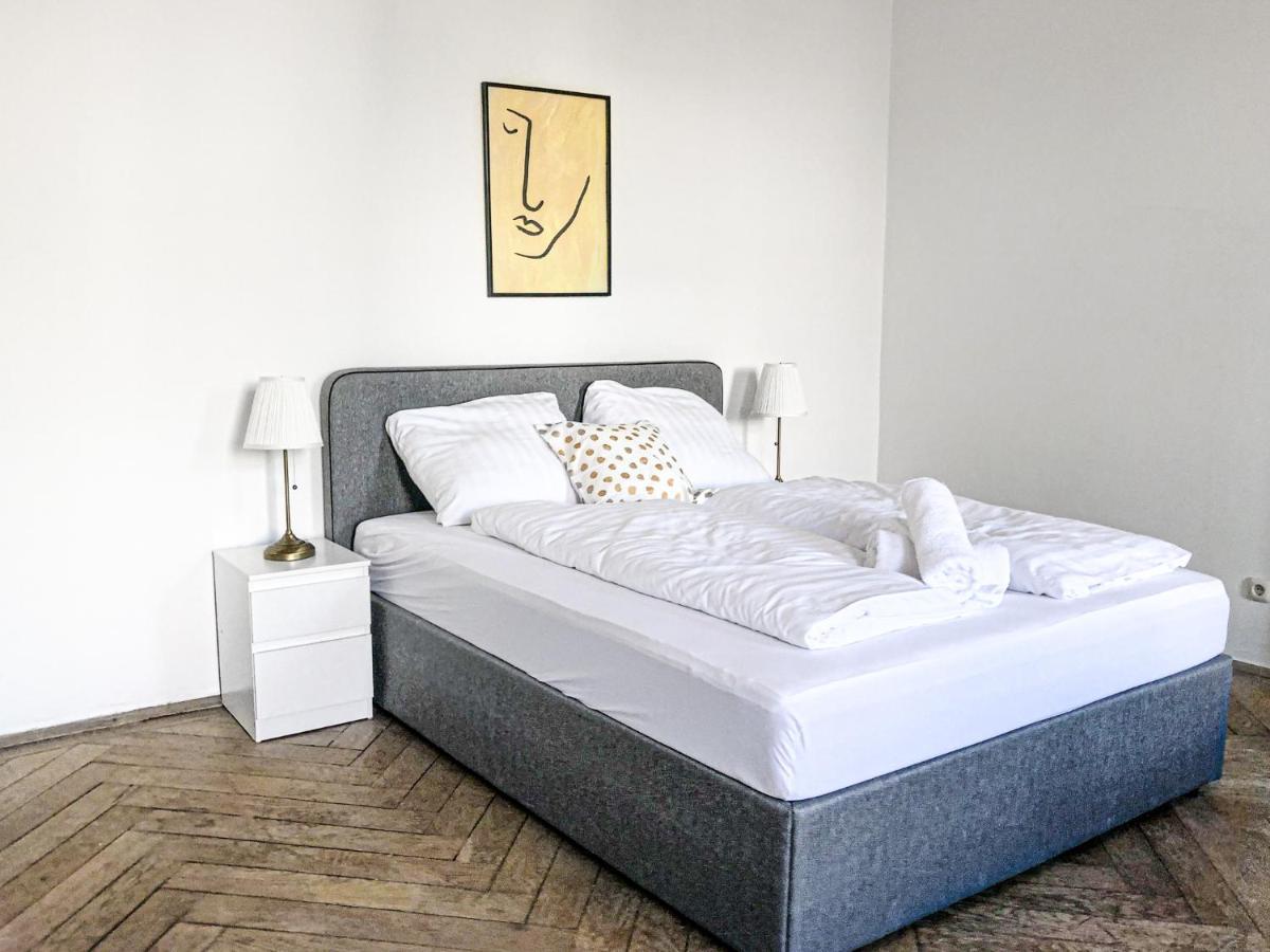 Commodious 2Br Apt. Near Akh-Perfect For Groups Wien Exterior foto