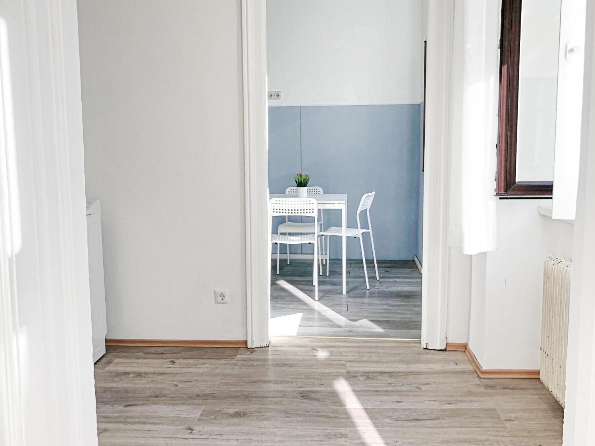 Commodious 2Br Apt. Near Akh-Perfect For Groups Wien Exterior foto